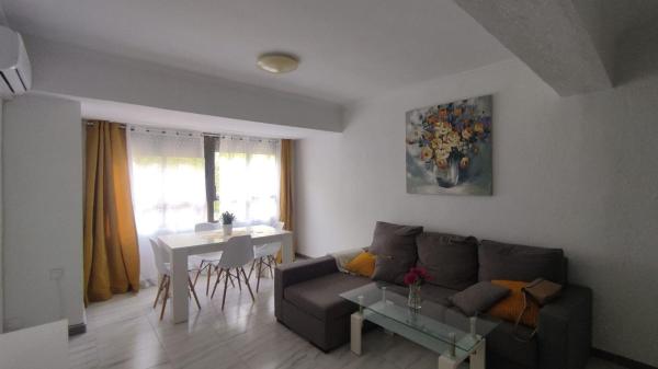 Venta de piso en Piso en Plaza Navarro Rodrigo, Benalúa, Alicante / Alacant, Alicante / Alacant
thumbnail 1