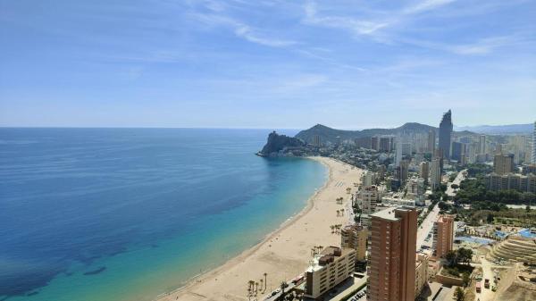 Аттик на продажу в  Ático en Avenida República Argentina, Playa de Poniente, Benidorm, Бенидорм photo 4