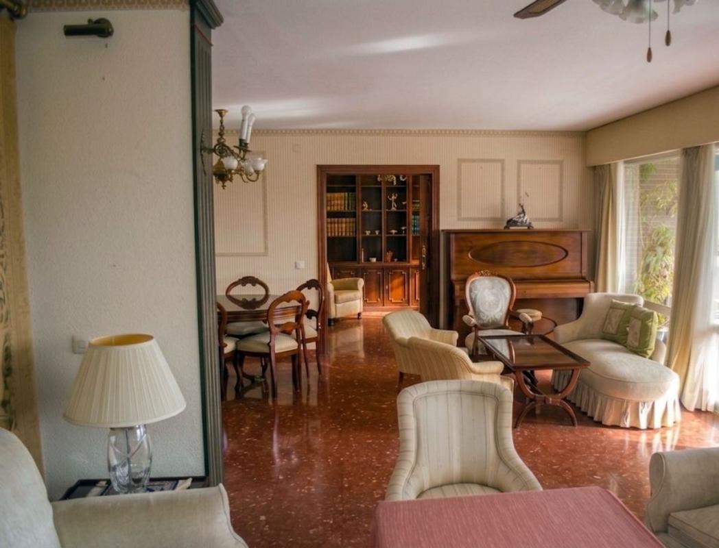Sprzedaż mieszkania w Piso en Calle Antonio Trueba, 14, El Palo, Málaga, Málaga
 photo 2