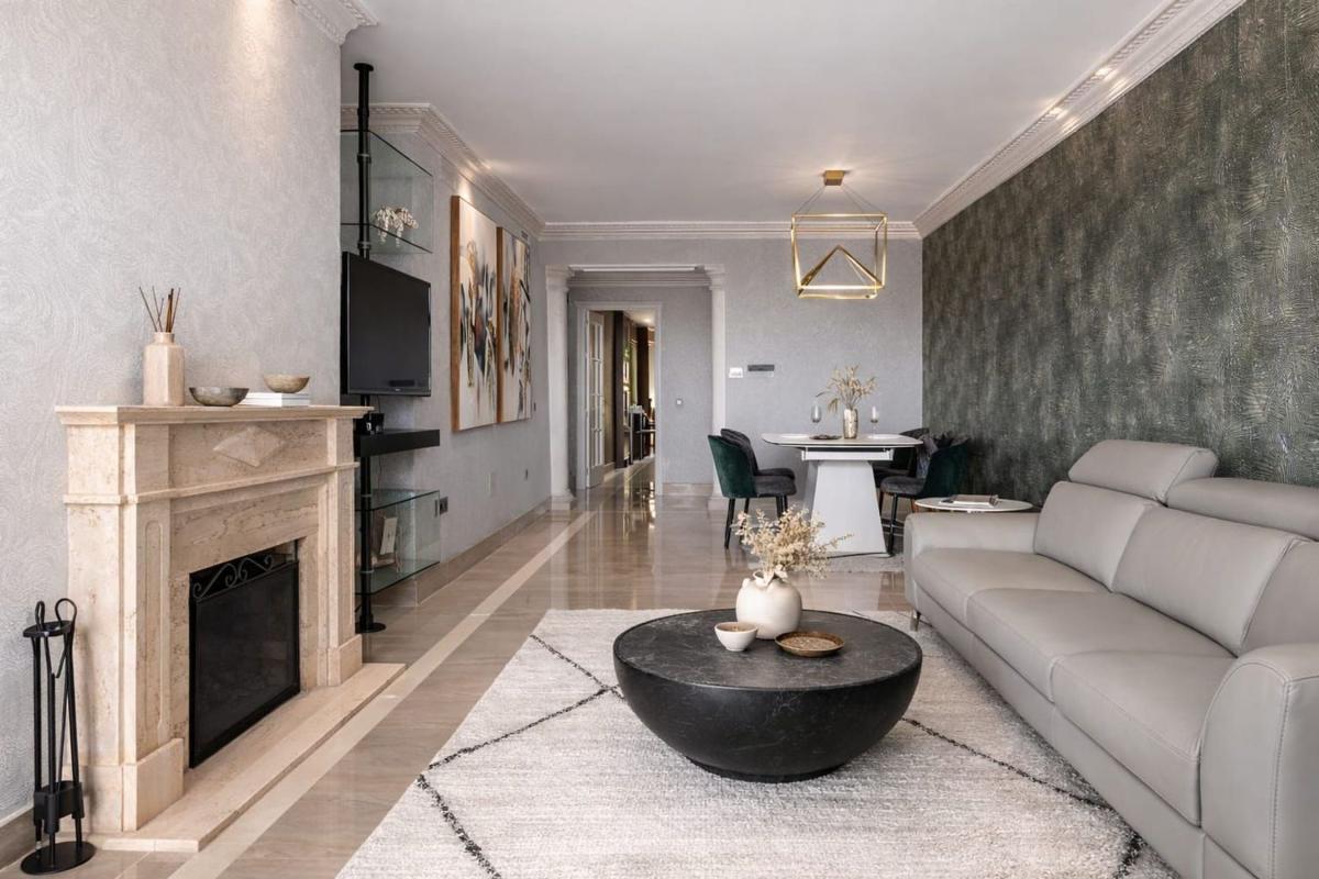 Venta de piso en Piso en Plaza de los Naranjos, Casco Antiguo, Marbella, Marbella
photo 1
