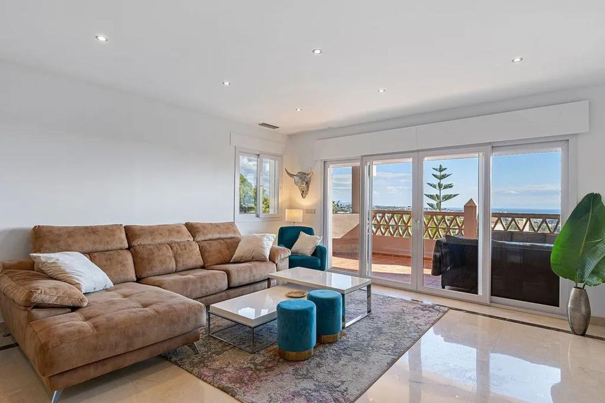 Venta de piso en Piso en Calle Benahavis, 29679, Los Arqueros-Puerto del Almendro, Benahavís, Benahavís
 photo 3