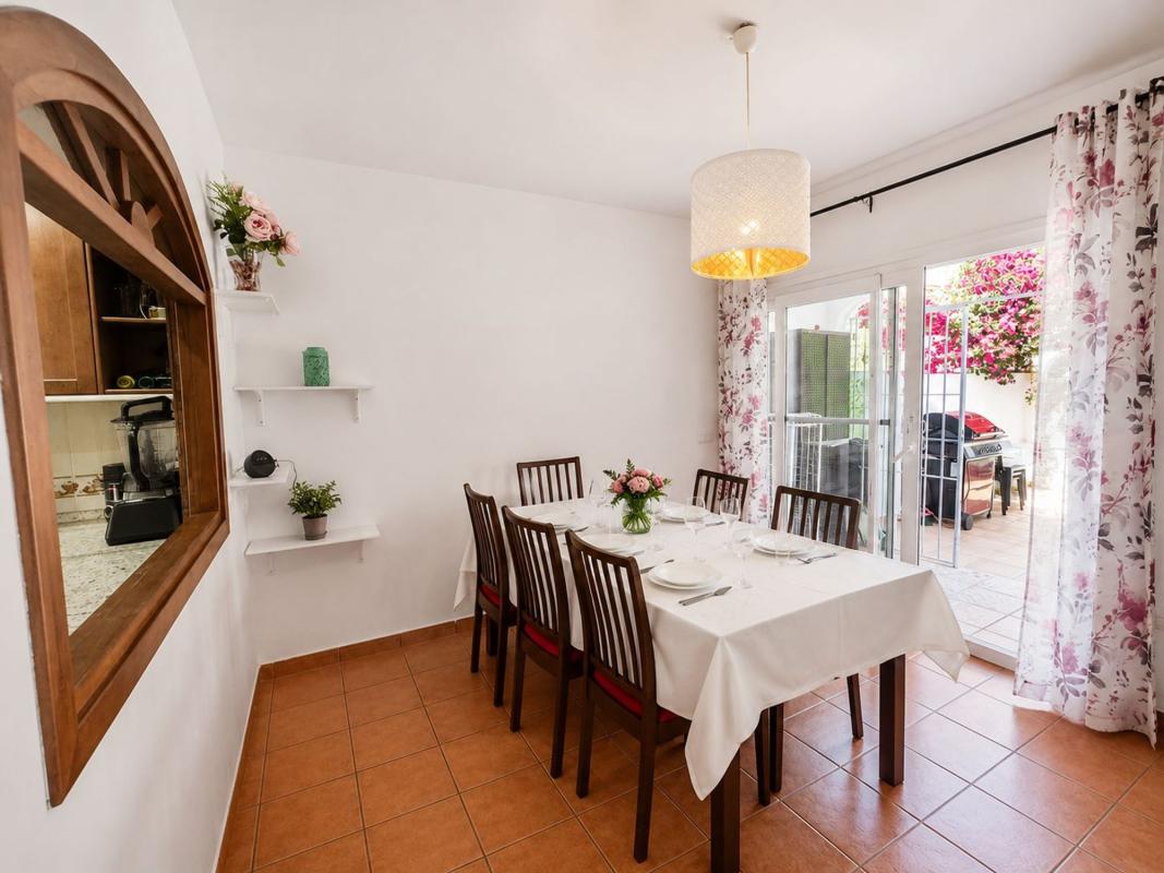 Sale of townhouse in  Chalet adosado en Calle Nardos s/n, Los Pacos, Fuengirola , Fuengirola photo 4