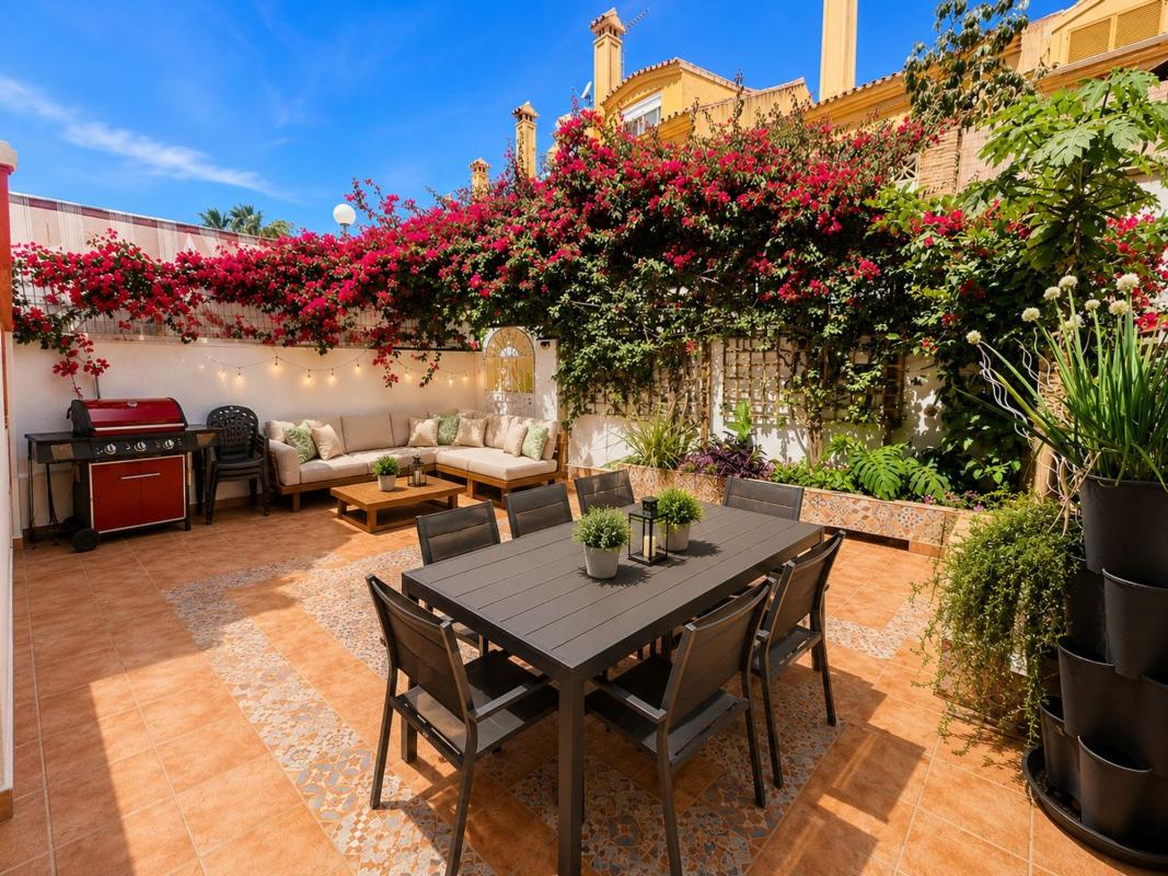 Sale of townhouse in  Chalet adosado en Calle Nardos s/n, Los Pacos, Fuengirola , Fuengirola photo 5