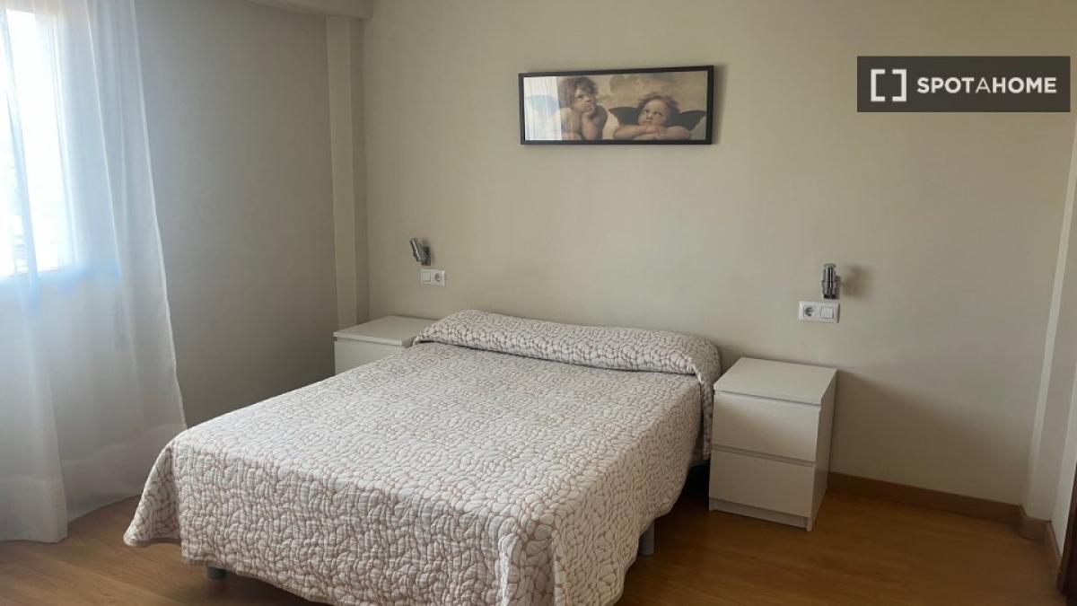Properties for sale and rent in Spain photo 4