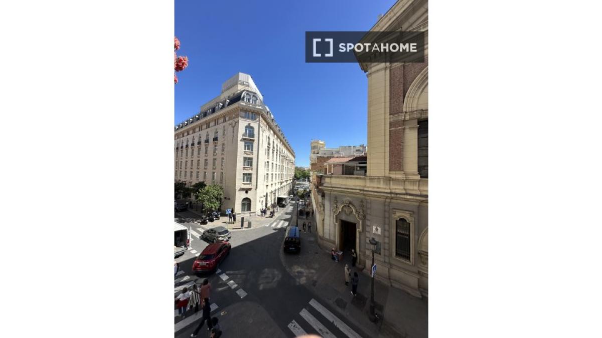 Properties for sale and rent in Spain photo 1