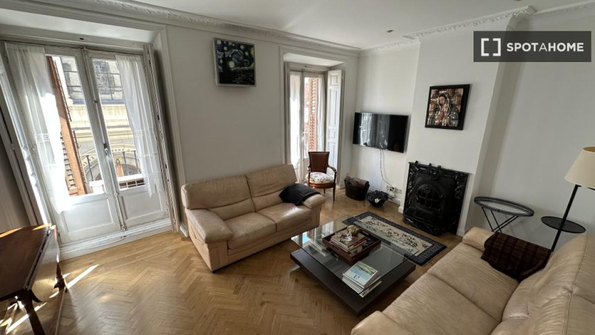Properties for sale and rent in Spain photo 2