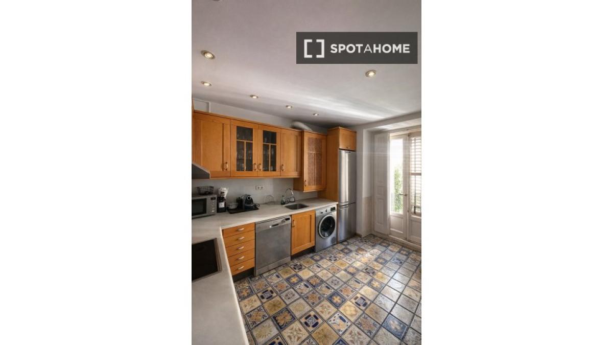 Properties for sale and rent in Spain photo 4