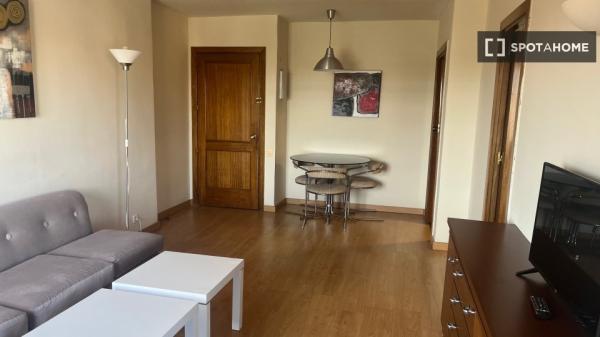 Apartment for rent in Avenida de Alberto Alcocer , Madrid photo 1