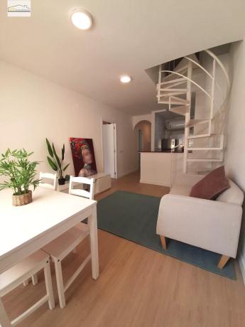 Ático en venta en  Ático en Victoria Eugenia, Málaga, Málaga photo 3
