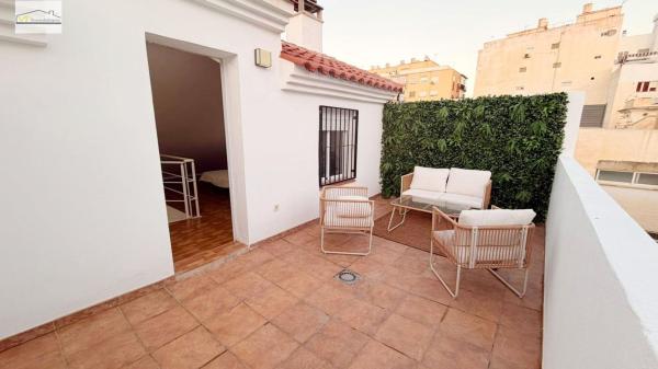Ático en venta en  Ático en Victoria Eugenia, Málaga, Málaga photo 1