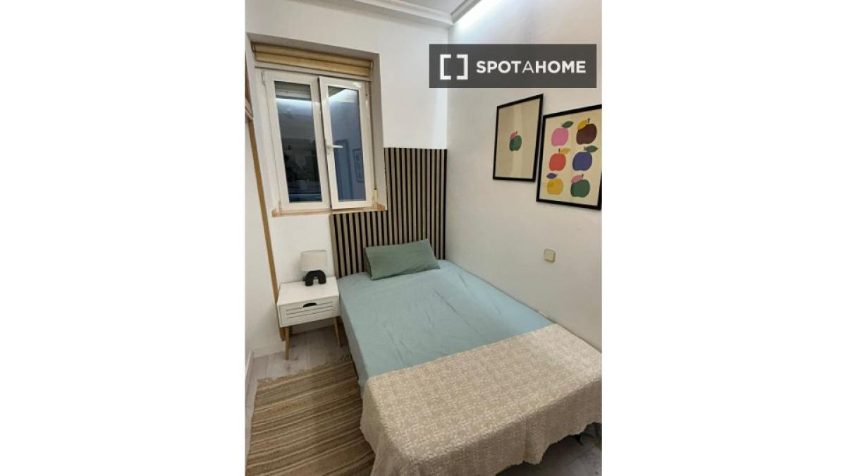 Propiedades en venta y alquiler en España photo 1