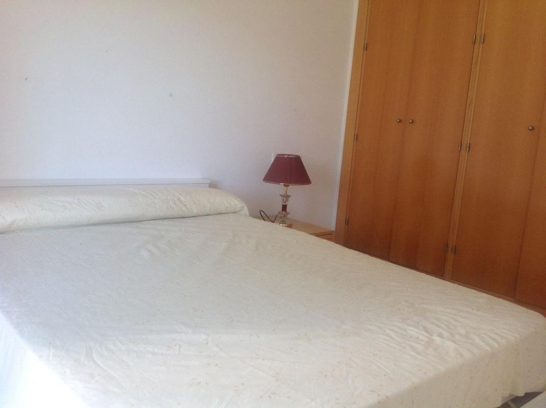 Продажа таунхауса в Chalet adosado en Calle los Sauces, 40, La Concha-Resina Golf, Estepona , Эстепона photo 2
