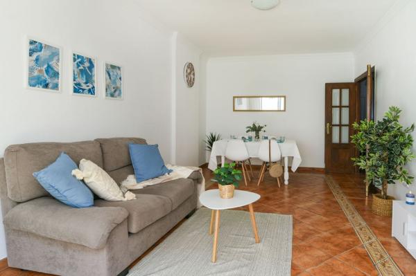 Chalet adosado en Calle Juan Illesca Pavón, 1, San Pedro Pueblo, Marbella photo 2