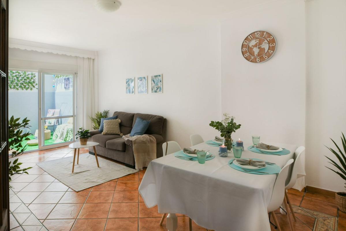 Sprzedaż szeregowego domku w Chalet adosado en Calle Juan Illesca Pavón, 1, San Pedro Pueblo, Marbella , Marbella photo 3