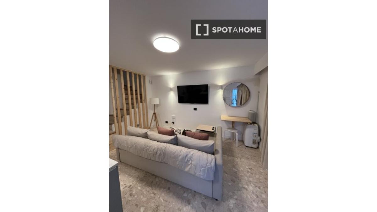 Properties for sale and rent in Spain photo 3