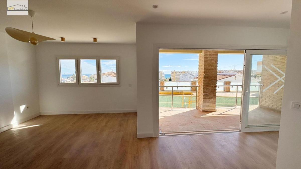 Venta de duplex en Dúplex en Calle Francisco de Quevedo, Montemar, Torremolinos, Torremolinos photo 2