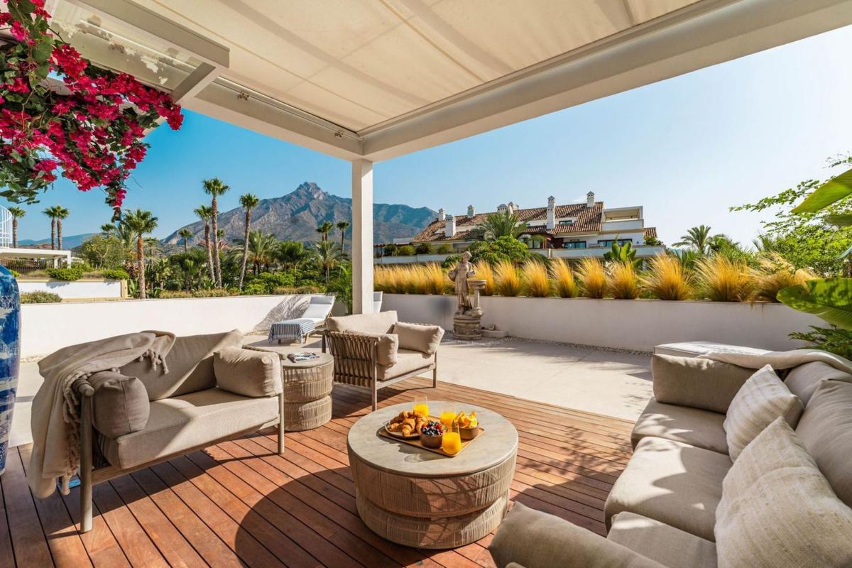 Venta de piso en Piso en La Carolina-Guadalpín, Marbella, Marbella
photo 1