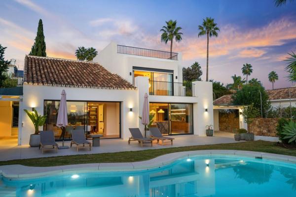 Independent chalet for sale in Casa o chalet en Las Brisas, Marbella, Marbella
 photo 1