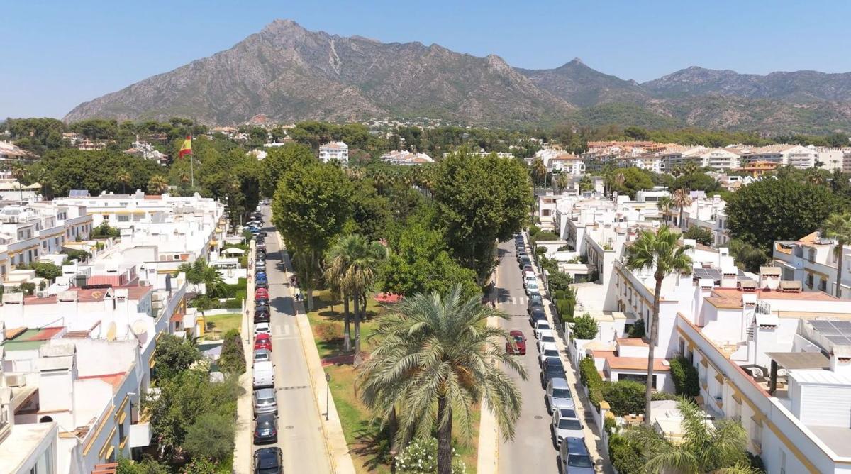 Venta de chalet independiente en Casa o chalet en La Carolina-Guadalpín, Marbella, Marbella
 photo 2