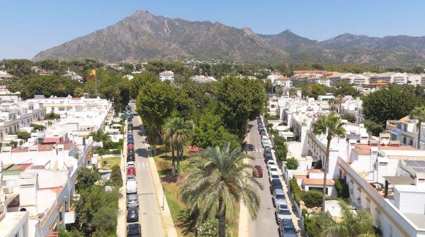 Chalet independiente en venta en Casa o chalet en La Carolina-Guadalpín, Marbella, Marbella
thumbnail 1