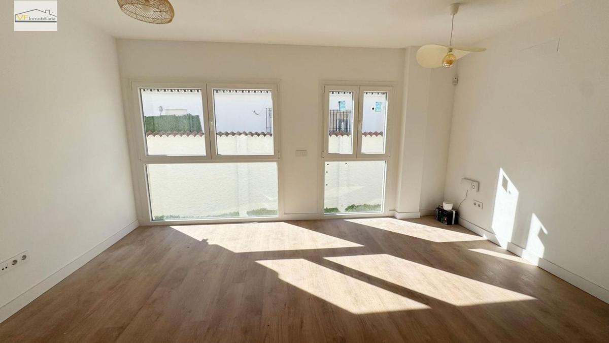 Продажа квартиры на Piso en Calle Francisco de Quevedo, Montemar, Torremolinos, Торремолинос
photo 4