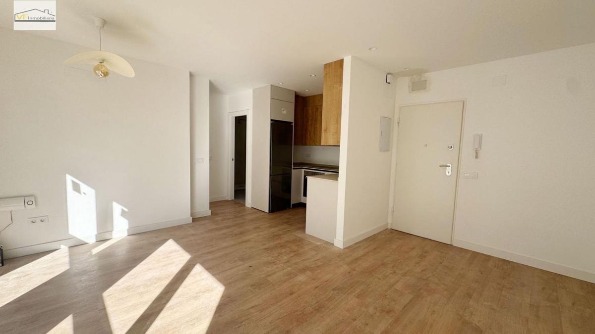 Продажа квартиры на Piso en Calle Francisco de Quevedo, Montemar, Torremolinos, Торремолинос
photo 5