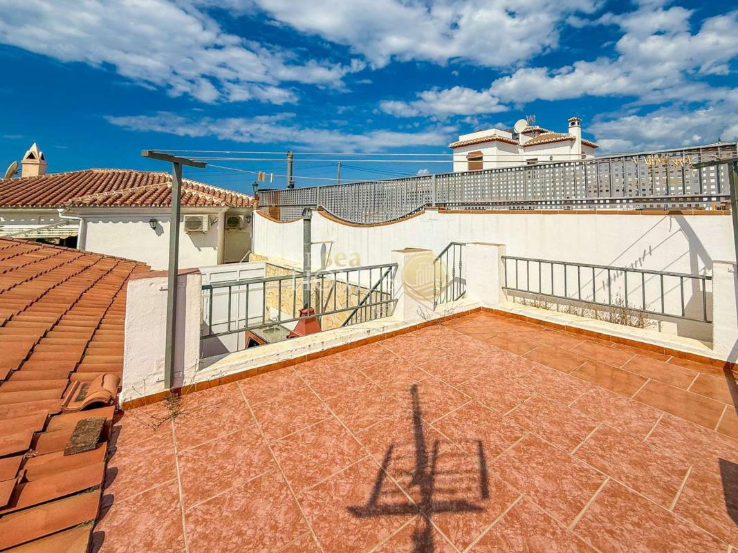 Properties for sale and rent in Spain photo 5