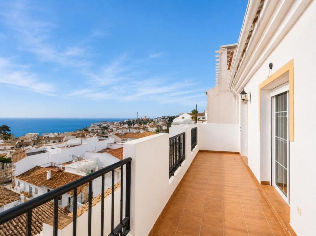 Venta de piso en Piso en Calle Biznaga, Centro, Benalmádena, Benalmádena
photo 2