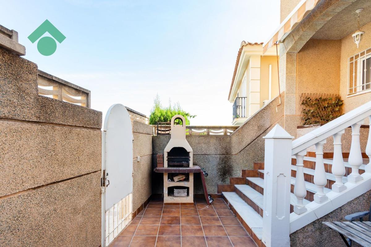 Properties for sale and rent in Spain photo 3