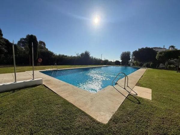 Venta de piso en Piso en Avenida de la Alcudia, Rio Real, Marbella, Marbella
photo 1