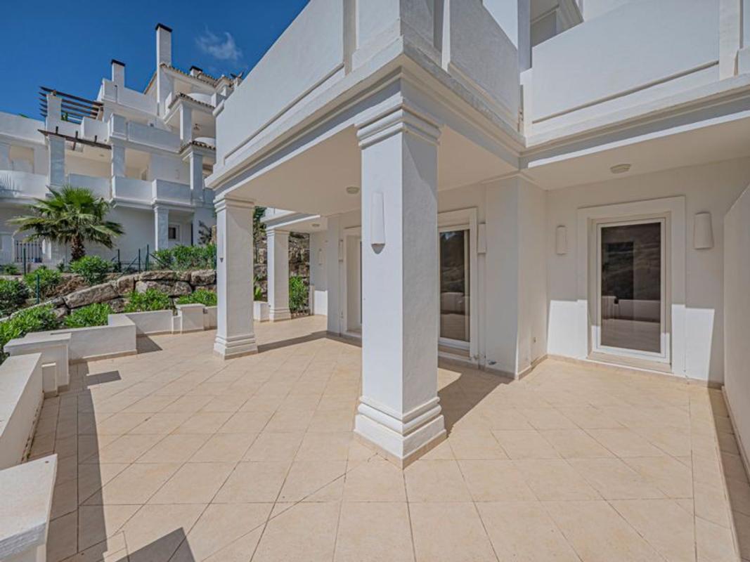 Sale of apartment in Piso en Calle Auriga, Los Naranjos, Marbella, Marbella
 photo 5