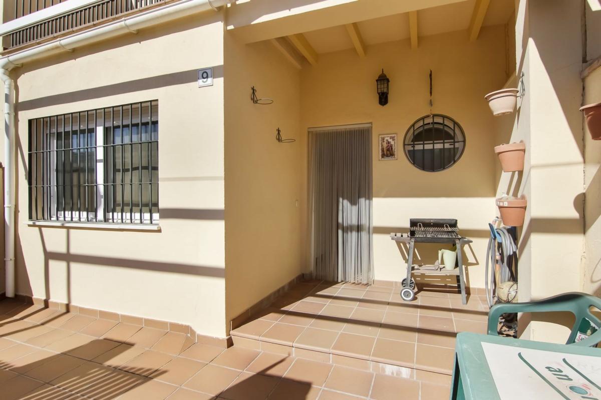 Sale of townhouse in Chalet adosado en CL Flor De Loto, Campanillas, Málaga , Málaga photo 4