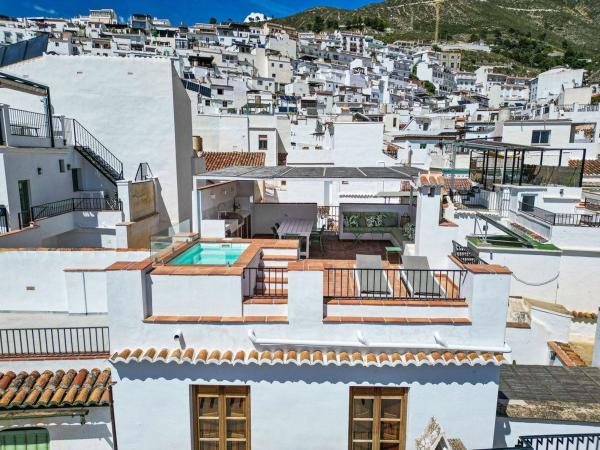 Chalet adosado en Calle Eusebio Garcia, Competa thumbnail 1