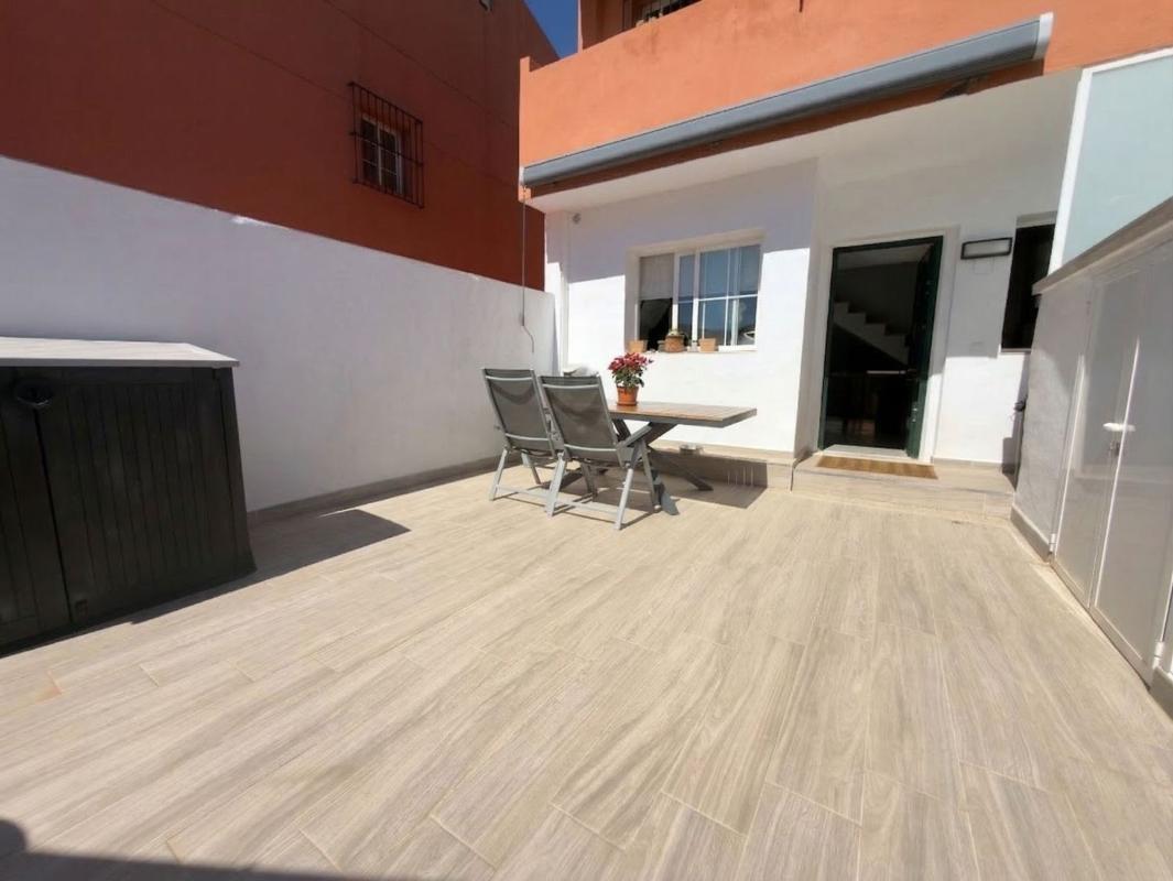 Sprzedaż szeregowego domku w Chalet adosado en Calle Anemona s/n, Cortijo Torrequebrada, Benalmádena , Benalmádena photo 1
