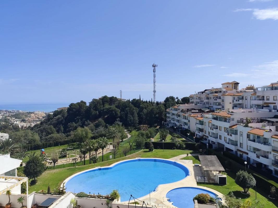 Sale of apartment in Piso en Los Nadales - Tio Charles, Benalmádena, Benalmádena
photo 1
