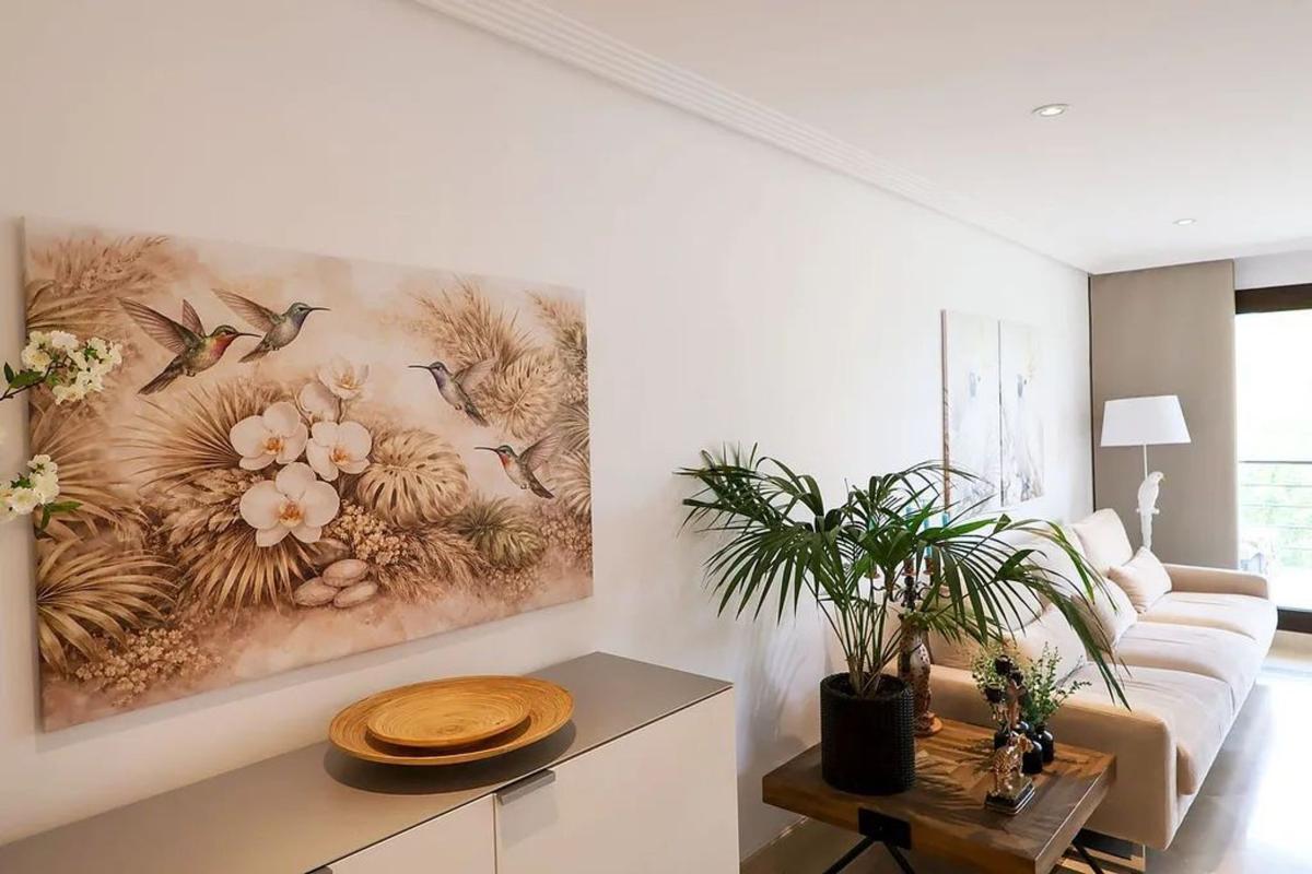 Продажа квартиры на Piso en Los Pinos, 3, Los Arqueros-Puerto del Almendro, Benahavís, Бенахавис
photo 3