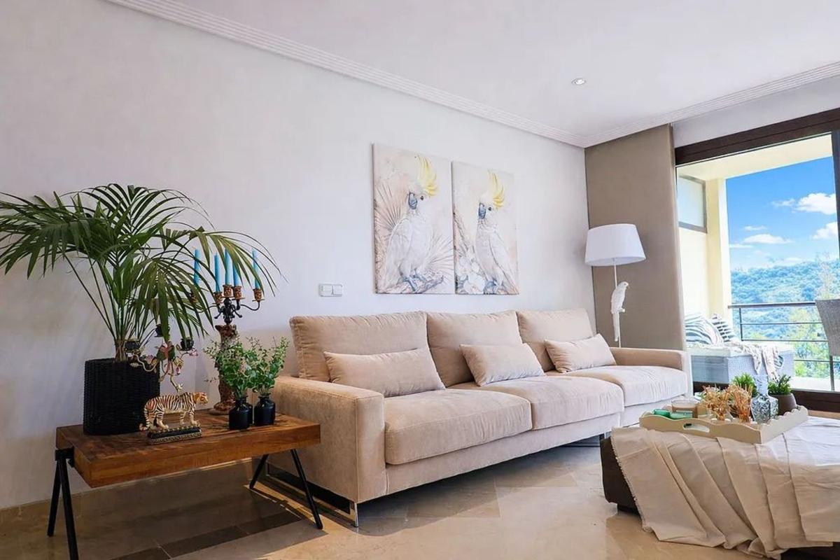 Продажа квартиры на Piso en Los Pinos, 3, Los Arqueros-Puerto del Almendro, Benahavís, Бенахавис
photo 4