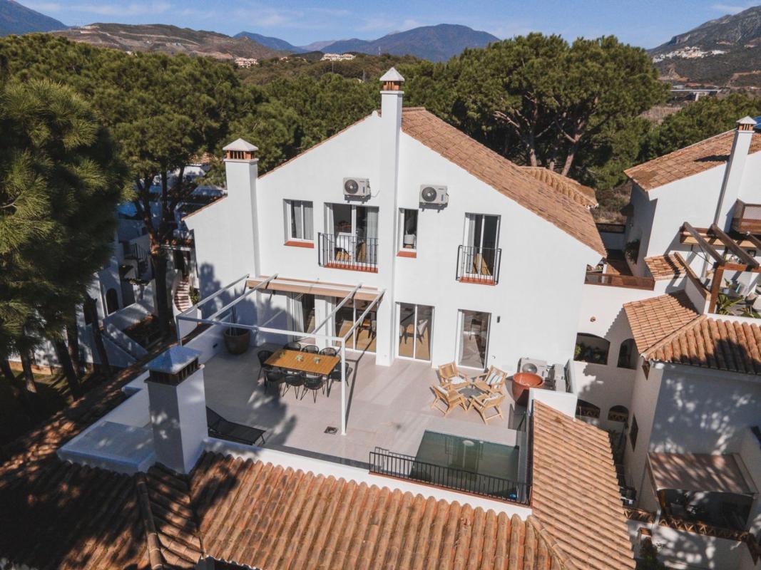 Duplex sale in Dúplex en Casco Antiguo, Marbella, Marbella photo 1