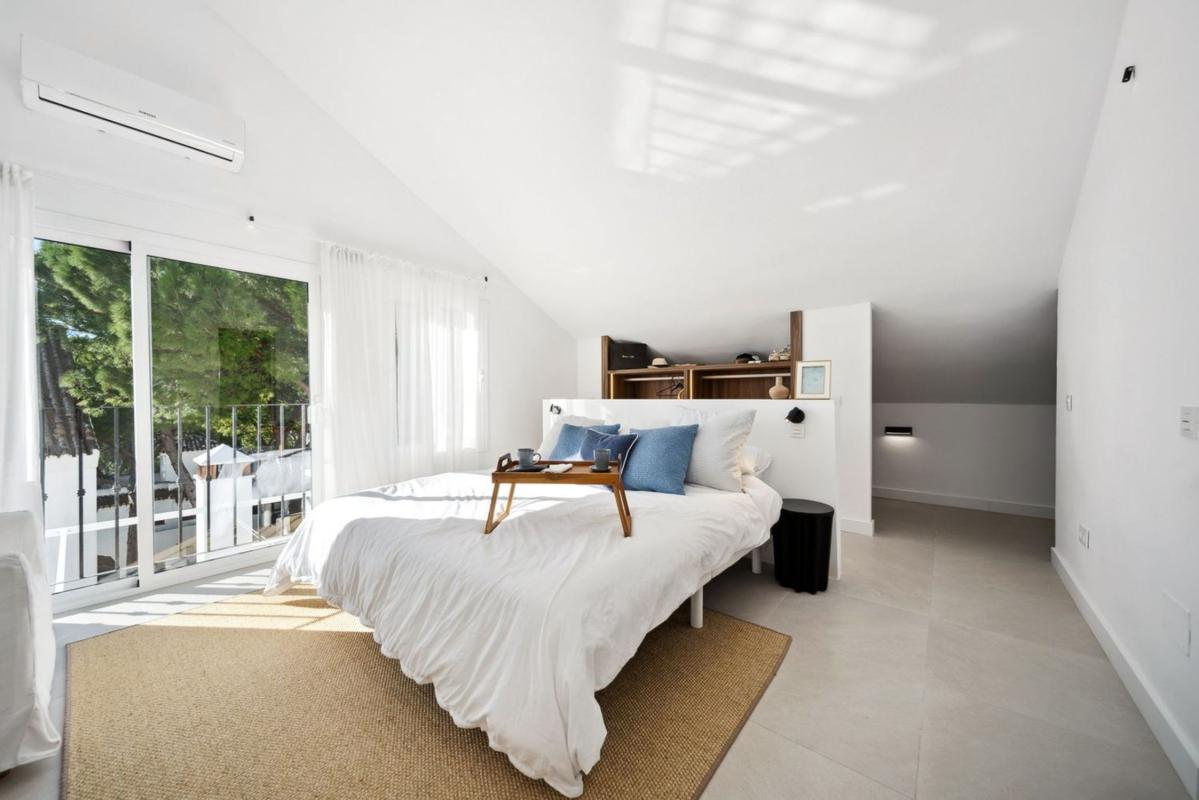 Duplex sale in Dúplex en Casco Antiguo, Marbella, Marbella photo 3
