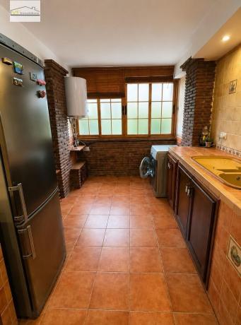 Venta de piso en Piso en Victoria Eugenia, Málaga, Málaga
 photo 1