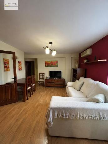 Venta de piso en Piso en Victoria Eugenia, Málaga, Málaga
 photo 4