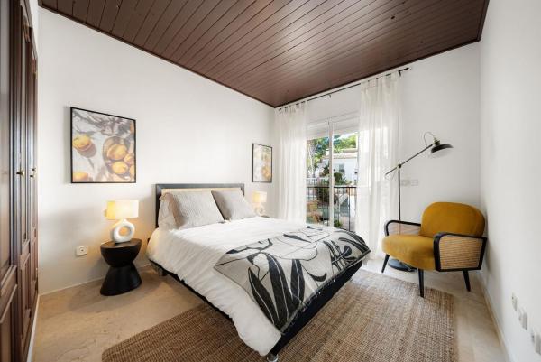Venta de piso en Piso en Urbanización Los Pinos de Aloha, Aloha, Marbella, Marbella
 photo 4