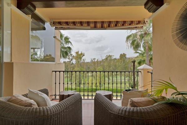 Продажа квартиры на Piso en Nueva Atalaya, Estepona, Эстепона
photo 1