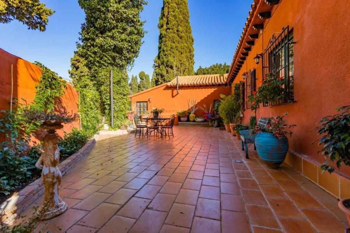 Properties for sale and rent in Spain photo 2