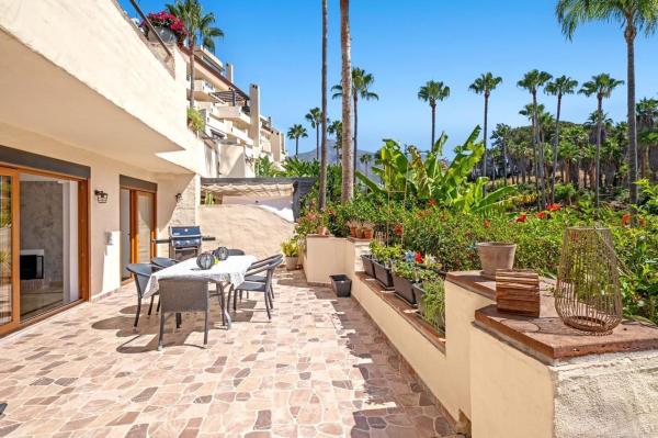 Sale of flat in Piso en Calle Sierra Bermeja, 100, Lomas de Marbella Club, Marbella, Marbella
 photo 2
