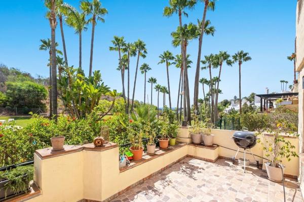 Sale of flat in Piso en Calle Sierra Bermeja, 100, Lomas de Marbella Club, Marbella, Marbella
 photo 3