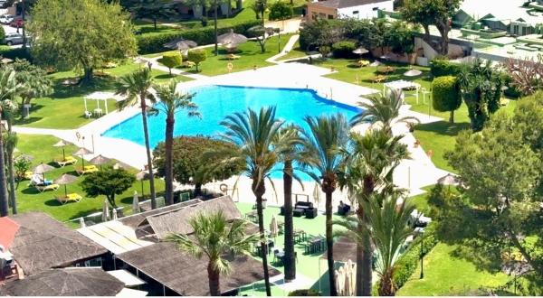 Sprzedaż mieszkania w Piso en Calle Playa Park s/n, Playamar - Benyamina, Torremolinos, Torremolinos
thumbnail 1