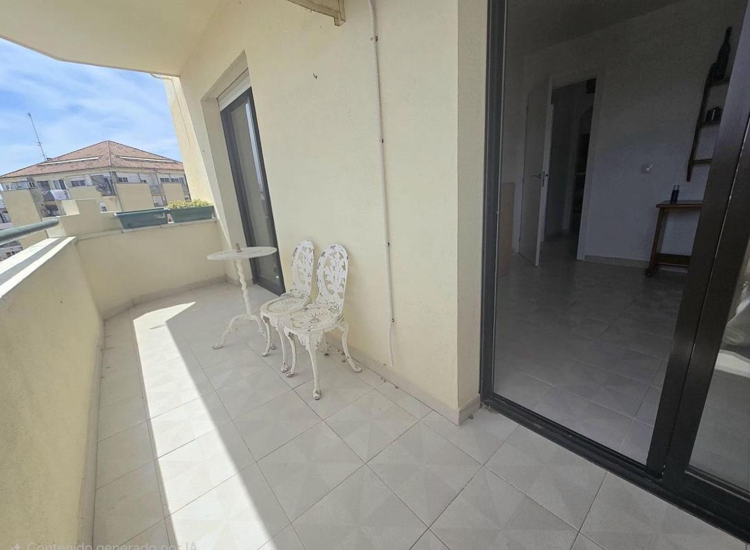 Venta de piso en Piso en Manantiales - Estación de Autobuses, Torremolinos, Torremolinos
photo 2