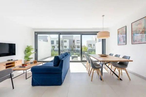 Chalet adosado en Bel-Air, Estepona photo 3