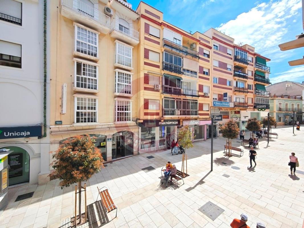 Venta de piso en Piso en Calle Canalejas, 10, Centro Ciudad - El Carmen, Vélez-Malaga, Vélez-Malaga
 photo 3